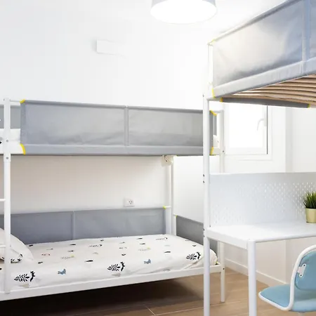 Deluxe Townhouse By Sunkeyrents