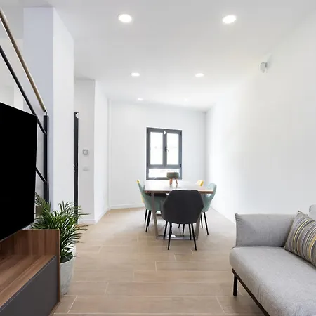 公寓 Deluxe Townhouse By Sunkeyrents *