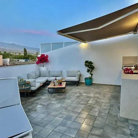 Deluxe Townhouse By Sunkeyrents דירה