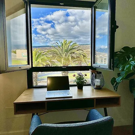 Deluxe Townhouse By Sunkeyrents דירה